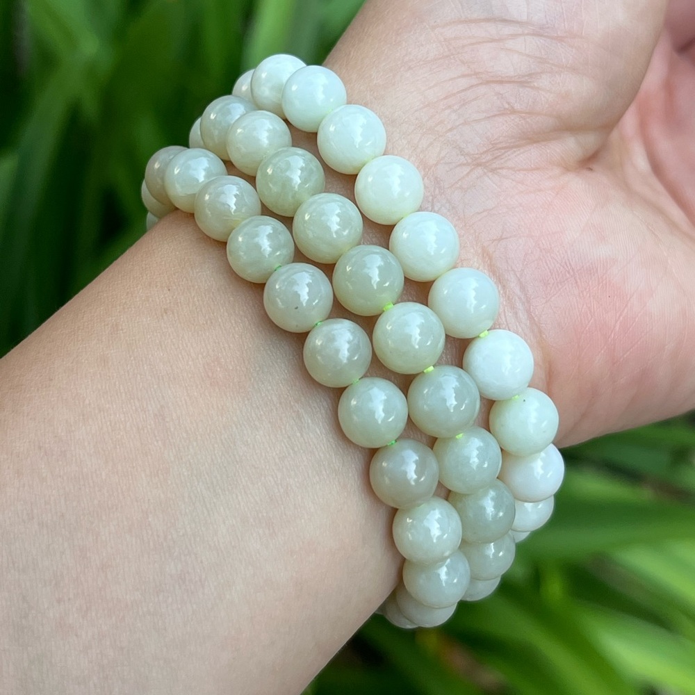 8mm dainty‎ stretchable jade bracelet
